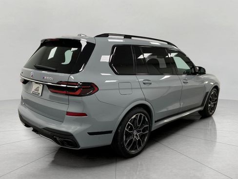 Certified 2023 BMW X7 M60i w/ Executive Package image 3