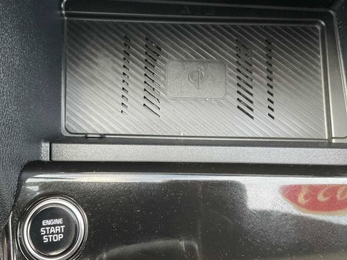 Used 2023 Kia Sportage X-Line w/ X-Line Premium Package image 9