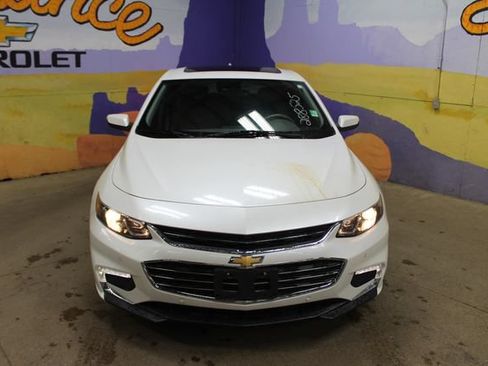 Used 2018 Chevrolet Malibu Premier w/ Premier Sport Package FWD image 7