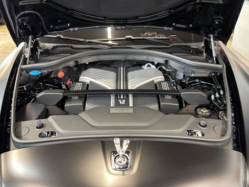 Used 2025 Rolls-Royce Cullinan image 37