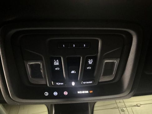 Used 2020 Chevrolet Silverado 3500 High Country w/ Z71 Off-Road Package AWD/4WD image 21