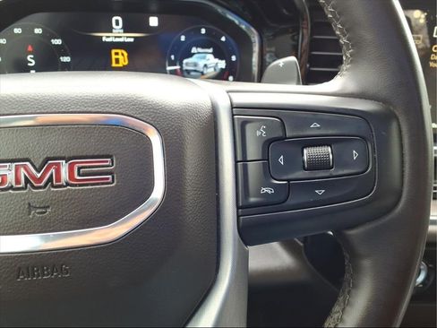 Used 2023 GMC Sierra 1500 SLT image 26