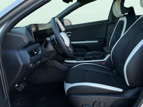 New 2026 Kia K4 GT-Line image 12