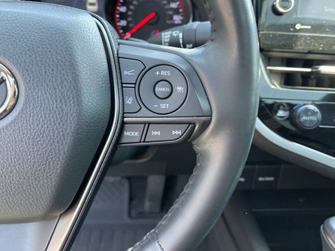 Certified 2022 Toyota Camry XSE FWD image 22