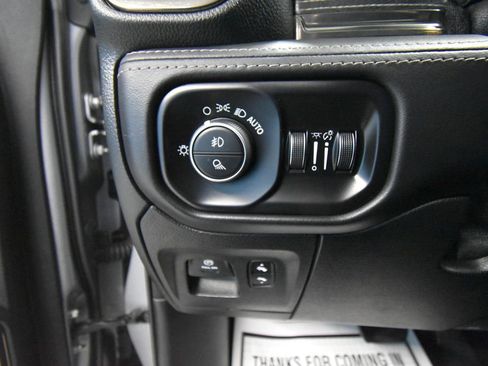 Used 2021 RAM 1500 Limited image 9