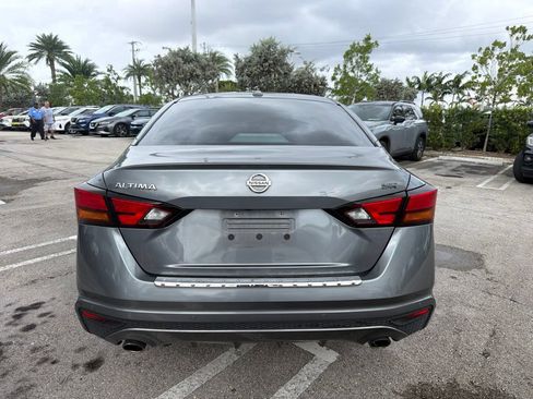 Used 2021 Nissan Altima 2.5 SR FWD image 5
