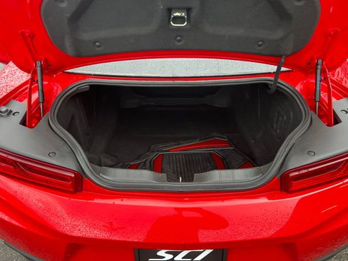 Used 2018 Chevrolet Camaro LT image 13