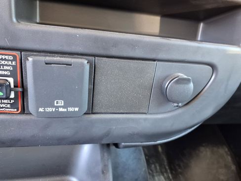New 2025 GMC Savana 3500 w/ Power Convenience Package RWD image 10