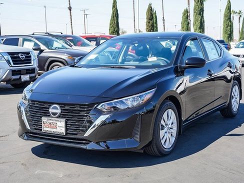 New 2025 Nissan Sentra S image 4