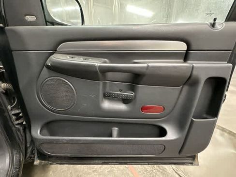 Used 2004 Dodge Ram 1500 Truck SLT w/ Sport Appearance Group AWD/4WD image 15