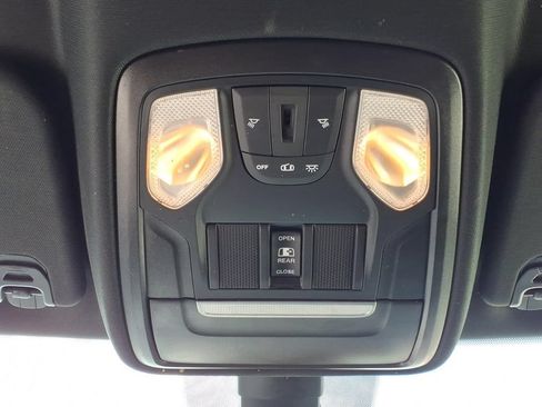 Used 2022 RAM 1500 Big Horn AWD/4WD image 29