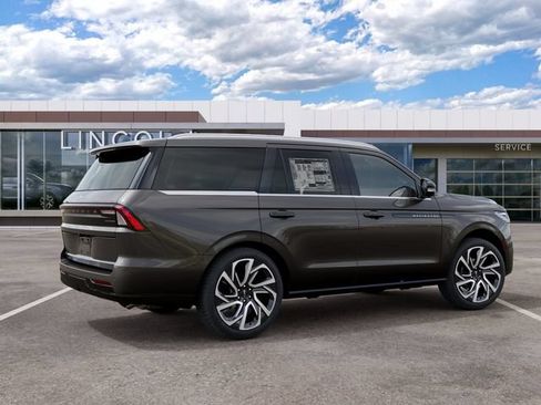New 2027 Lincoln Navigator Black Label AWD/4WD image 6