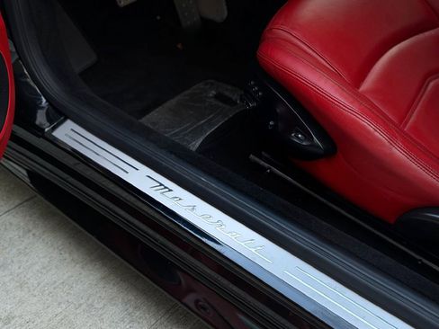 Used 2018 Maserati GranTurismo Sport image 15