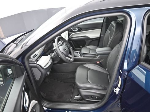 New 2026 Jeep Compass Limited image 10