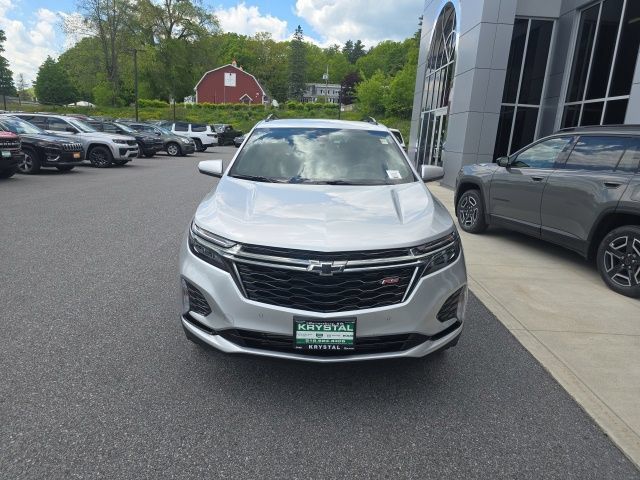Used 2022 Chevrolet Equinox RS AWD/4WD image 2