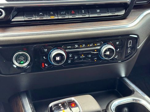 Used 2023 GMC Sierra 1500 SLT image 27