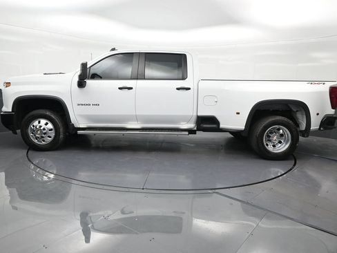 Used 2026 Chevrolet Silverado 3500 W/T AWD/4WD image 2