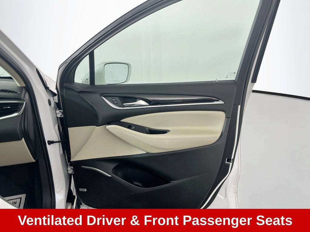 Used 2020 Buick Enclave Premium w/ Sun and Sites Package FWD image 43