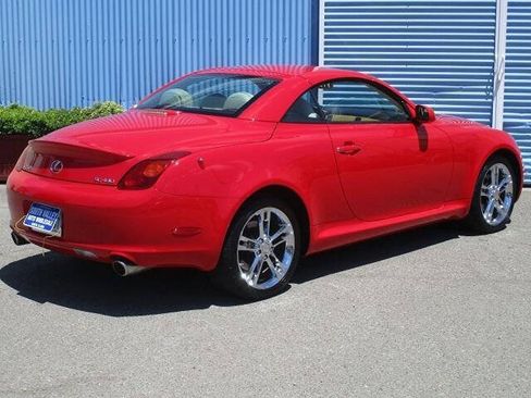 Used 2005 Lexus SC 430 Convertible RWD image 3