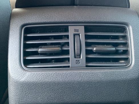 Used 2025 Nissan Rogue SV image 24