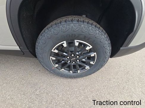 New 2026 Chevrolet Traverse Z71 w/ Driver Confidence Package image 28