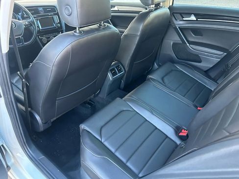 Used 2015 Volkswagen Golf TDI SEL w/ Lighting Package (SEL) image 20