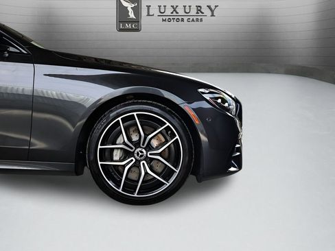 Used 2022 Mercedes-Benz E 350 4MATIC Sedan w/ Driver Assistance Package image 10