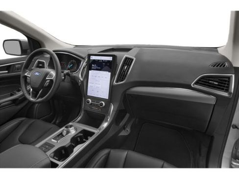 Used 2021 Ford Edge Titanium w/ Equipment Group 301A AWD/4WD image 15