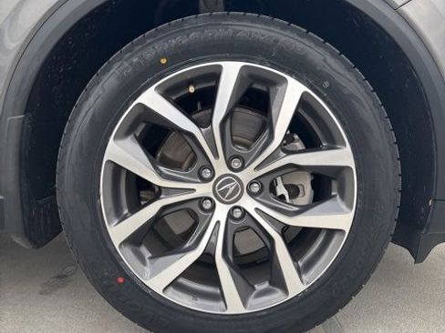 Used 2022 Acura MDX SH-AWD w/ Technology Package image 12