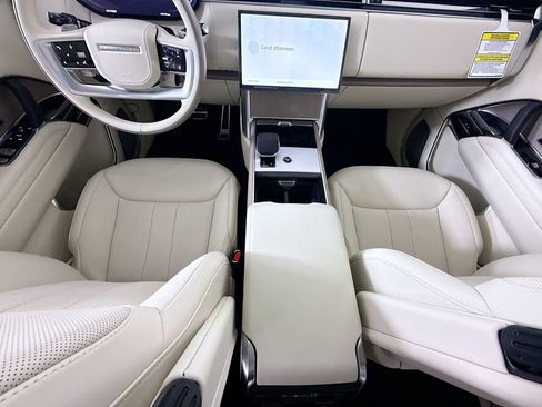 New 2026 Land Rover Range Rover Autobiography AWD/4WD image 16