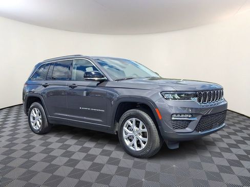 Used 2022 Jeep Grand Cherokee Limited AWD/4WD image 1