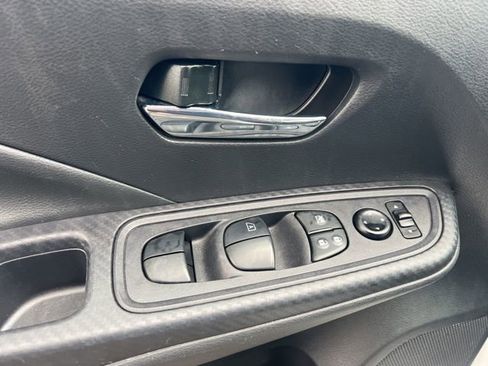 Used 2024 Nissan Versa SV image 16