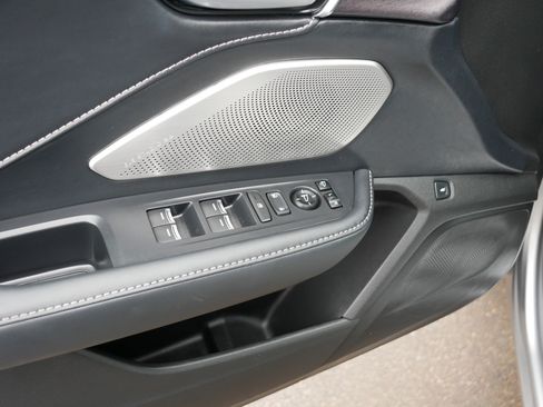 Certified 2025 Acura RDX w/Advance Package image 19