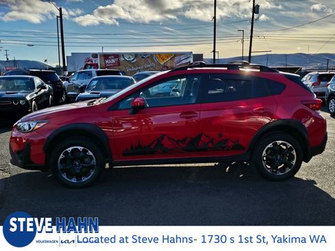Used 2022 Subaru Crosstrek 2.0i Premium w/ Popular Package #4A image 2