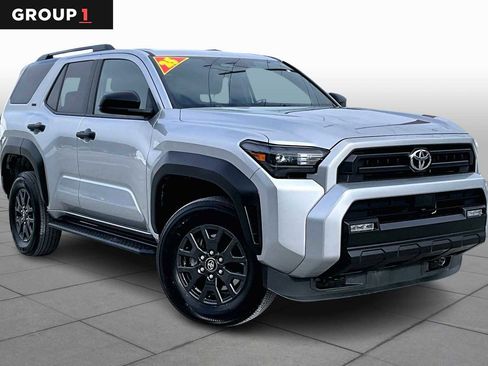 Used 2025 Toyota 4Runner SR5 image 3