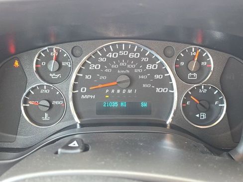 Used 2025 Chevrolet Express 3500 LS image 19