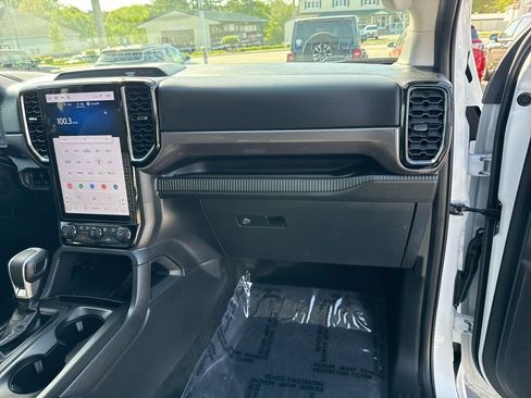 Used 2025 Ford Ranger XLT AWD/4WD image 27