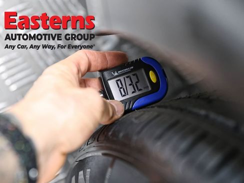 Used 2019 Kia Niro LX image 27