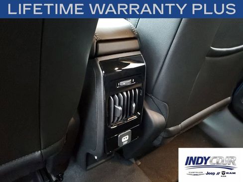 New 2026 Jeep Compass Latitude AWD/4WD image 12