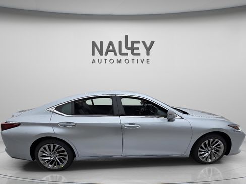 New 2025 Lexus ES 350 Ultra Luxury image 6