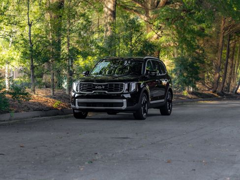 Used 2023 Kia Telluride S w/ S Sunroof Package AWD/4WD image 44
