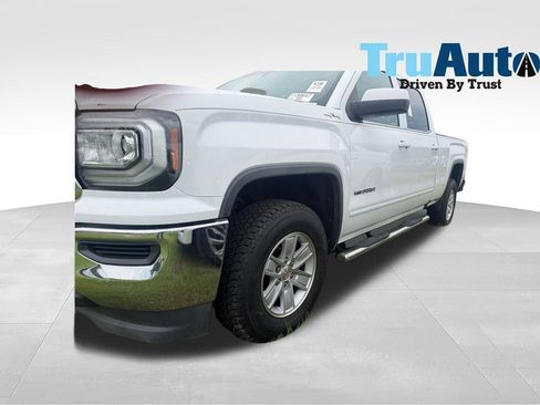 Used 2018 GMC Sierra 1500 SLE AWD/4WD image 4