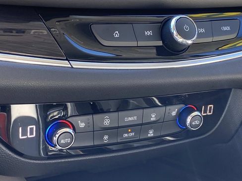 Used 2022 Buick Enclave Essence w/ Experience Buick Package image 24