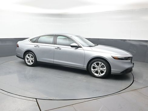 Certified 2024 Honda Accord LX image 10