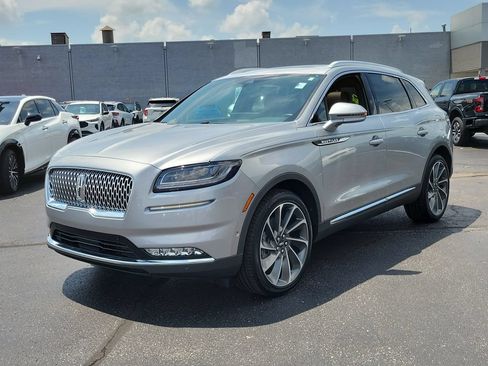Certified 2023 Lincoln Nautilus Reserve w/ Equipment Group 202A AWD/4WD image 8
