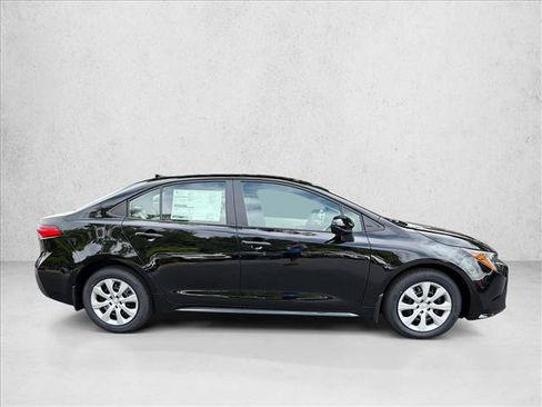 New 2026 Toyota Corolla LE FWD image 2