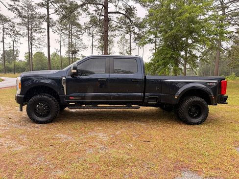 Used 2025 Ford F350 XL AWD/4WD image 2