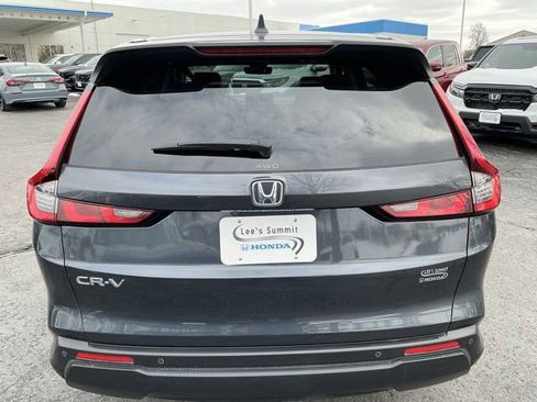 Used 2025 Honda CR-V EX-L image 4