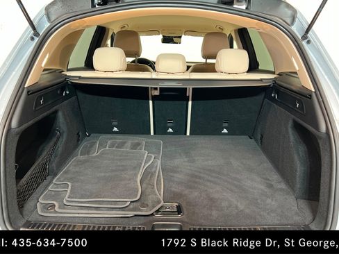 Certified 2022 Mercedes-Benz GLC 300 4MATIC w/ Premium Package Lite image 22