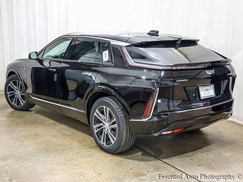 New 2025 Cadillac Lyriq Luxury image 7